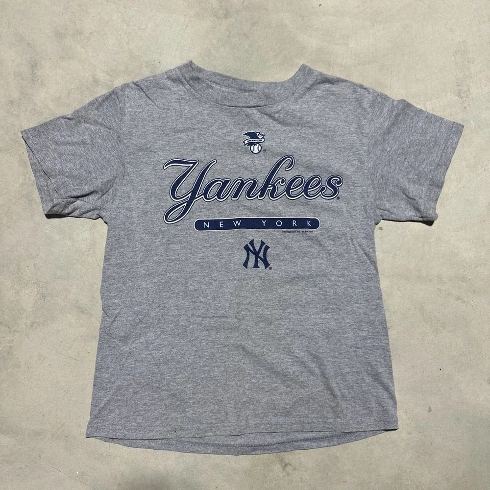 Vintage Y2K 2007 New York Yankees Baseball Shirt Youth Kids SZ Medium 10/12